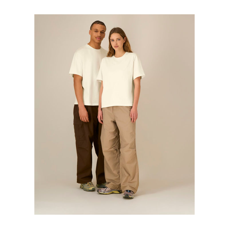 Ikonikus, közepesen vastag uniszex lezser póló