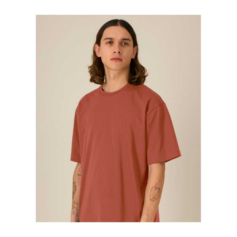 Ikonikus, közepesen vastag uniszex lezser póló