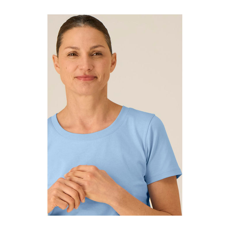 Ikonikus, közepesen vastag, női karcsúsított póló